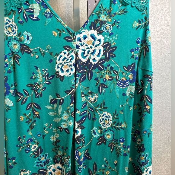 NWT Daniel Rainn Plus Size Green Floral Crochet Accent Tank Top Blouse Size 3XL - Picture 3 of 7
